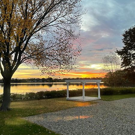 Lakeside Inn Wakefield Zewnętrze zdjęcie